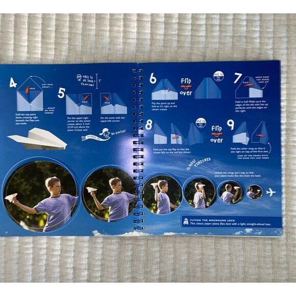 Klutz Book of Paper Airplanes Collectable - Picture 2 of 4
